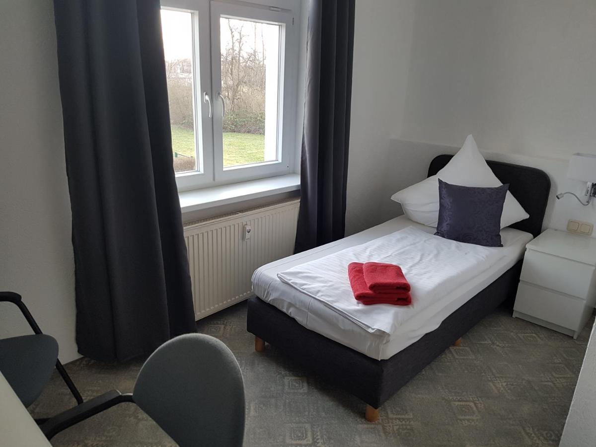 Pension Am Stadtrand Leipzig Exterior foto
